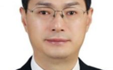 安徽森华律师事务所 杨中华简介图片,专业法律服务的领军人物