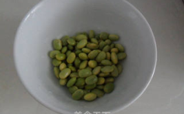 毛豆和豆浆一起吃有什么反应嘛视频,营养互补还是相克禁忌？